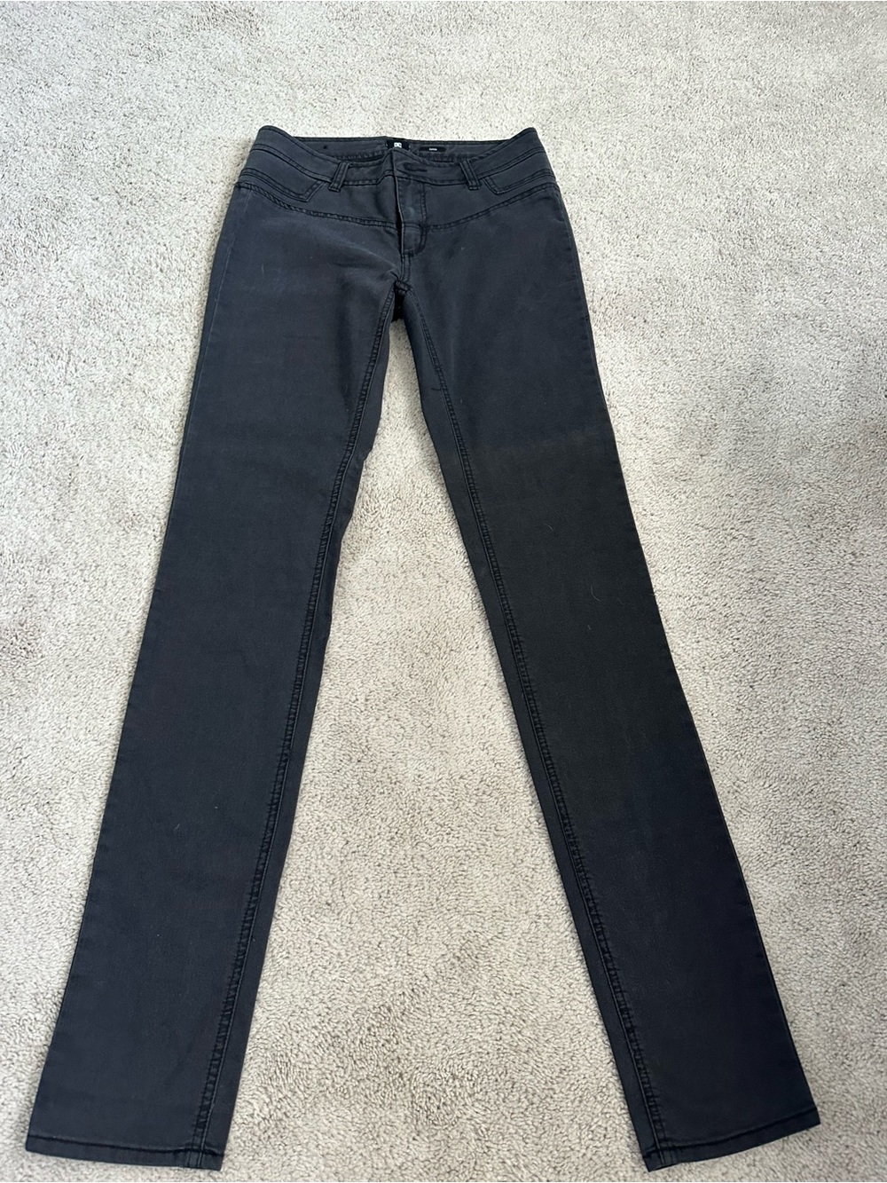 DC Women's Black Skinny Jeans - Sleek Everyday Fit